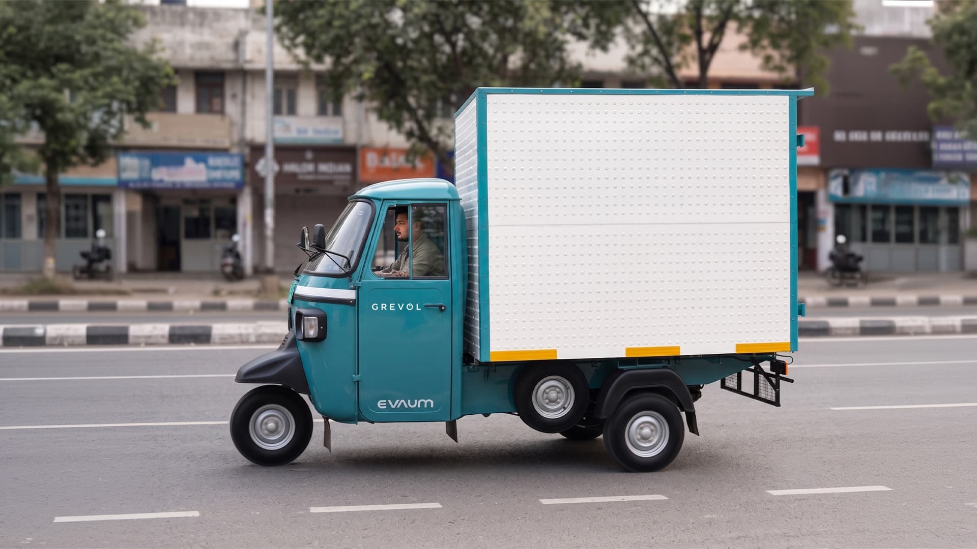 GREVOL EVAUM cargo vehicle on a city street