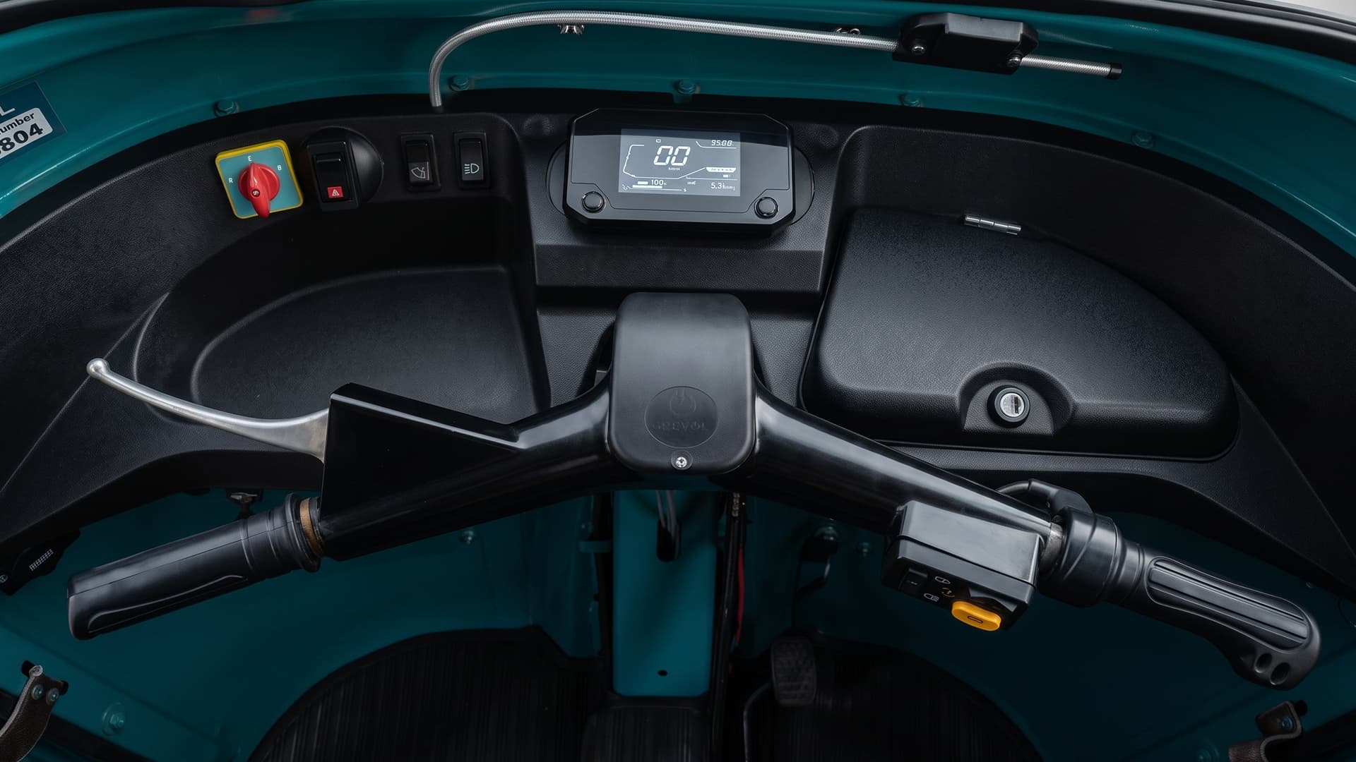 EVAUM dashboard and handlebars